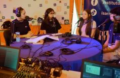 Foto de la galería: Posadas Universitaria: de lo que fue la 10° Expo, convocatoria y entusiasmo juvenil proyectando carreras en la ciudad