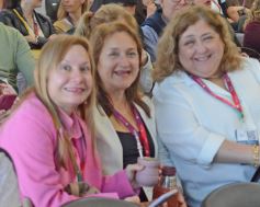 Foto de la galería: FASGO 2025: profesionales de la obstetricia y ginecología de todo el país compartieron agenda y avances en la ciudad