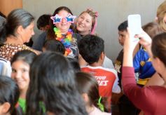 Foto de la galería: El Caps N° 508 de Itaembé Guazú se sumó al festejo de los niños con una tarde de juegos, dibujos y alegría familiar