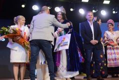 Foto de la galería: Melina Hanelis Zapaya, flamante soberana de la 45° Fiesta Nacional del Inmigrante en Oberá