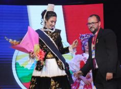 Foto de la galería: Melina Hanelis Zapaya, flamante soberana de la 45° Fiesta Nacional del Inmigrante en Oberá