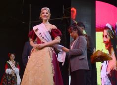 Foto de la galería: Melina Hanelis Zapaya, flamante soberana de la 45° Fiesta Nacional del Inmigrante en Oberá