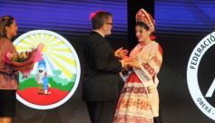 Foto de la galería: Melina Hanelis Zapaya, flamante soberana de la 45° Fiesta Nacional del Inmigrante en Oberá