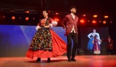 Foto de la galería: Melina Hanelis Zapaya, flamante soberana de la 45° Fiesta Nacional del Inmigrante en Oberá