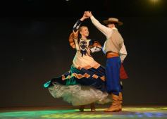 Foto de la galería: Melina Hanelis Zapaya, flamante soberana de la 45° Fiesta Nacional del Inmigrante en Oberá