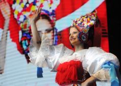 Foto de la galería: Melina Hanelis Zapaya, flamante soberana de la 45° Fiesta Nacional del Inmigrante en Oberá