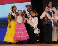 Foto de la galería: Melina Hanelis Zapaya, flamante soberana de la 45° Fiesta Nacional del Inmigrante en Oberá