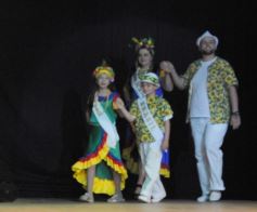 Foto de la galería: Melina Hanelis Zapaya, flamante soberana de la 45° Fiesta Nacional del Inmigrante en Oberá