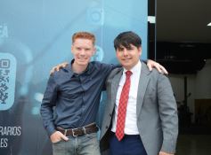 Foto de la galería: La Iglesia Bautista Victoria celebró su 1er aniversario de servicio pastoral y comunión familiar en la ciudad