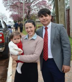 Foto de la galería: La Iglesia Bautista Victoria celebró su 1er aniversario de servicio pastoral y comunión familiar en la ciudad