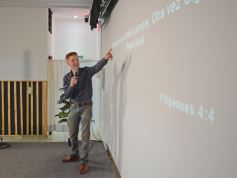 Foto de la galería: La Iglesia Bautista Victoria celebró su 1er aniversario de servicio pastoral y comunión familiar en la ciudad