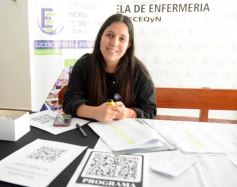 Foto de la galería: El exponente de la India Gurú Prasad brindó una conferencia magistral sobre meditación en la Escuela de Enfermería 