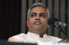 Foto de la galería: El exponente de la India Gurú Prasad brindó una conferencia magistral sobre meditación en la Escuela de Enfermería 