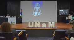 Foto de la galería: El exponente de la India Gurú Prasad brindó una conferencia magistral sobre meditación en la Escuela de Enfermería 