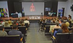 Foto de la galería: El exponente de la India Gurú Prasad brindó una conferencia magistral sobre meditación en la Escuela de Enfermería 