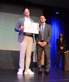 Foto de la galería: Acto de Proclamación: Diputados misioneros y Concejales de Posadas recibieron sus diplomas y asumirán el 10 de diciembre