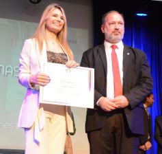Foto de la galería: Acto de Proclamación: Diputados misioneros y Concejales de Posadas recibieron sus diplomas y asumirán el 10 de diciembre