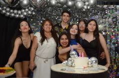 Foto de la galería: Los 15 años de Valentina Belén Kadi, en fotos la noche de fiesta y diversión que compartió en la Peña Tacuarí