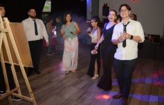 Foto de la galería: Los 15 años de Valentina Belén Kadi, en fotos la noche de fiesta y diversión que compartió en la Peña Tacuarí