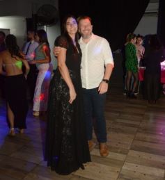 Foto de la galería: Los 15 años de Valentina Belén Kadi, en fotos la noche de fiesta y diversión que compartió en la Peña Tacuarí