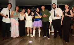 Foto de la galería: Los 15 años de Valentina Belén Kadi, en fotos la noche de fiesta y diversión que compartió en la Peña Tacuarí