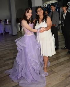 Foto de la galería: Los 15 años de Valentina Belén Kadi, en fotos la noche de fiesta y diversión que compartió en la Peña Tacuarí