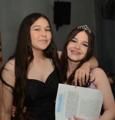 Foto de la galería: Los 15 años de Valentina Belén Kadi, en fotos la noche de fiesta y diversión que compartió en la Peña Tacuarí