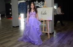 Foto de la galería: Los 15 años de Valentina Belén Kadi, en fotos la noche de fiesta y diversión que compartió en la Peña Tacuarí