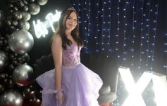 Foto de la galería: Los 15 años de Valentina Belén Kadi, en fotos la noche de fiesta y diversión que compartió en la Peña Tacuarí