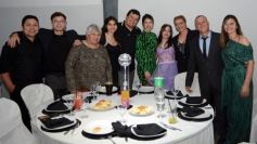 Foto de la galería: Los 15 años de Valentina Belén Kadi, en fotos la noche de fiesta y diversión que compartió en la Peña Tacuarí