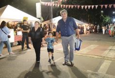 Foto de la galería: Brilla Sarita sumó su edición de primavera con salidas, gastronomía y entretenimiento familiar en el Parque Paraguayo