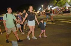 Foto de la galería: Brilla Sarita sumó su edición de primavera con salidas, gastronomía y entretenimiento familiar en el Parque Paraguayo