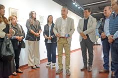 Foto de la galería: Gustavo Añibarro inauguró su Muestra "Papeles con Historia", colección inédita y aporte cultural que expone en la ciudad