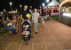 Foto de la galería: Brilla Sarita sumó su edición de primavera con salidas, gastronomía y entretenimiento familiar en el Parque Paraguayo