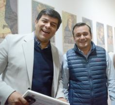 Foto de la galería: Gustavo Añibarro inauguró su Muestra "Papeles con Historia", colección inédita y aporte cultural que expone en la ciudad