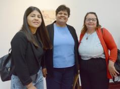 Foto de la galería: Gustavo Añibarro inauguró su Muestra "Papeles con Historia", colección inédita y aporte cultural que expone en la ciudad