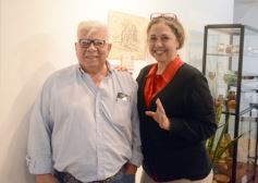 Foto de la galería: Gustavo Añibarro inauguró su Muestra "Papeles con Historia", colección inédita y aporte cultural que expone en la ciudad