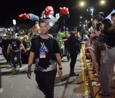 Foto de la galería: Está en marcha la fiesta: de la 1ra noche cumplida y hay más de toda la energía y alegría que trae la Estudiantina 2025