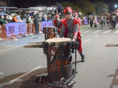 Foto de la galería: Está en marcha la fiesta: de la 1ra noche cumplida y hay más de toda la energía y alegría que trae la Estudiantina 2025