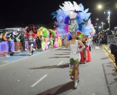 Foto de la galería: Está en marcha la fiesta: de la 1ra noche cumplida y hay más de toda la energía y alegría que trae la Estudiantina 2025