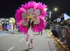 Foto de la galería: Está en marcha la fiesta: de la 1ra noche cumplida y hay más de toda la energía y alegría que trae la Estudiantina 2025
