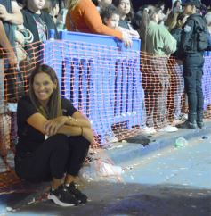 Foto de la galería: Está en marcha la fiesta: de la 1ra noche cumplida y hay más de toda la energía y alegría que trae la Estudiantina 2025