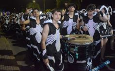 Foto de la galería: Está en marcha la fiesta: de la 1ra noche cumplida y hay más de toda la energía y alegría que trae la Estudiantina 2025