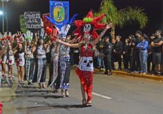 Foto de la galería: Está en marcha la fiesta: de la 1ra noche cumplida y hay más de toda la energía y alegría que trae la Estudiantina 2025