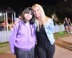 Foto de la galería: Está en marcha la fiesta: de la 1ra noche cumplida y hay más de toda la energía y alegría que trae la Estudiantina 2025