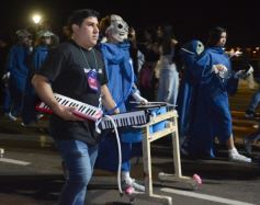 Foto de la galería: Está en marcha la fiesta: de la 1ra noche cumplida y hay más de toda la energía y alegría que trae la Estudiantina 2025