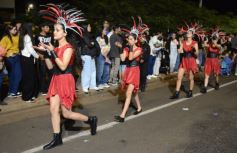 Foto de la galería: Está en marcha la fiesta: de la 1ra noche cumplida y hay más de toda la energía y alegría que trae la Estudiantina 2025