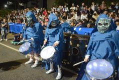 Foto de la galería: Está en marcha la fiesta: de la 1ra noche cumplida y hay más de toda la energía y alegría que trae la Estudiantina 2025