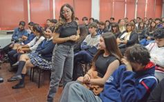 Foto de la galería: Estudiantina sin violencia: llamado a la reflexión y compromiso por la celebración sana y competencia sin rivalidades