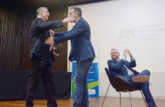 Foto de la galería: Gabriel Rabinovich en Misiones: alianza científica que suma a la provincia en el desarrollo hacia la cura del cáncer